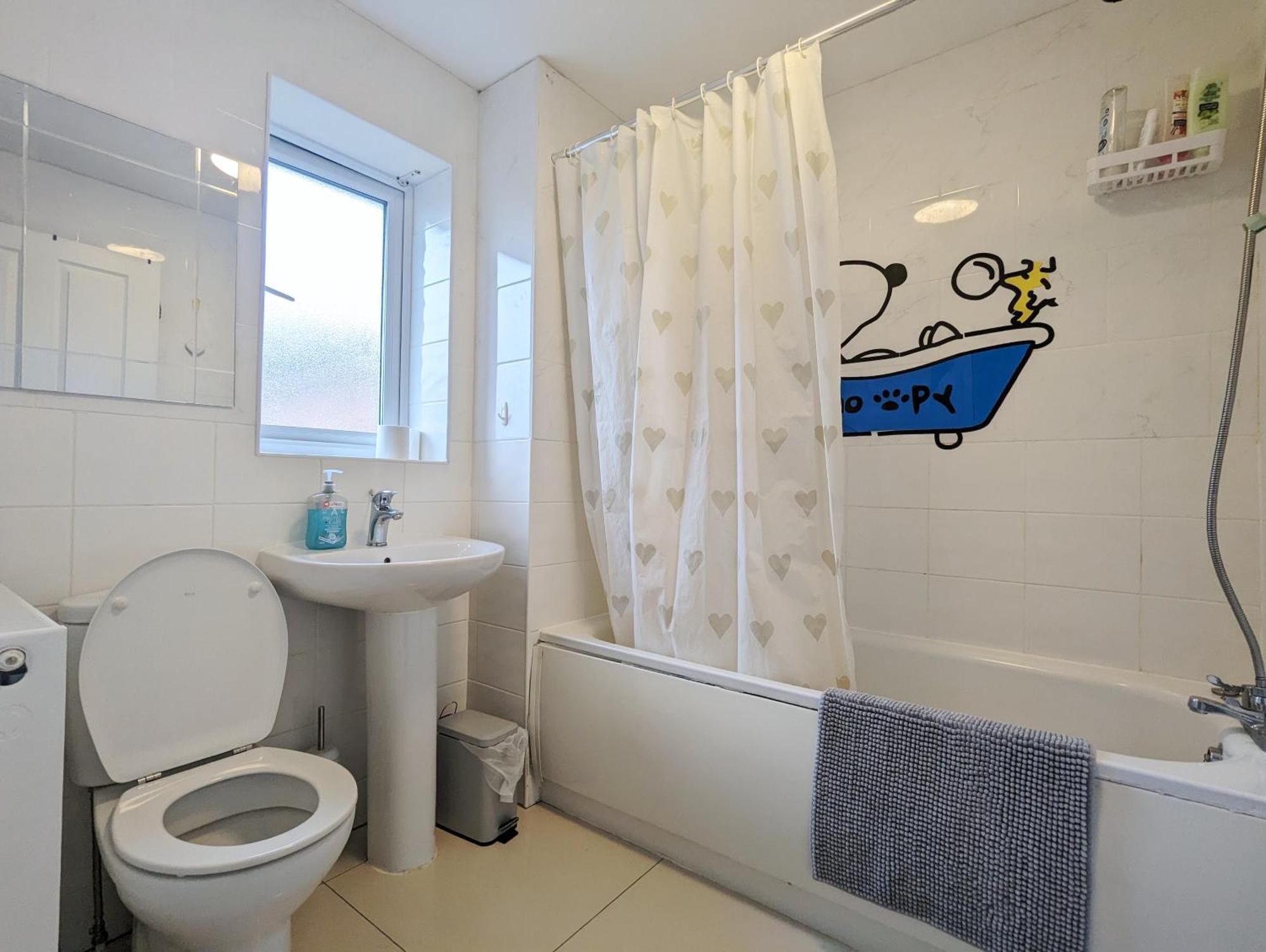 Holiday home Guest Near Centre Anfield Free Parking *