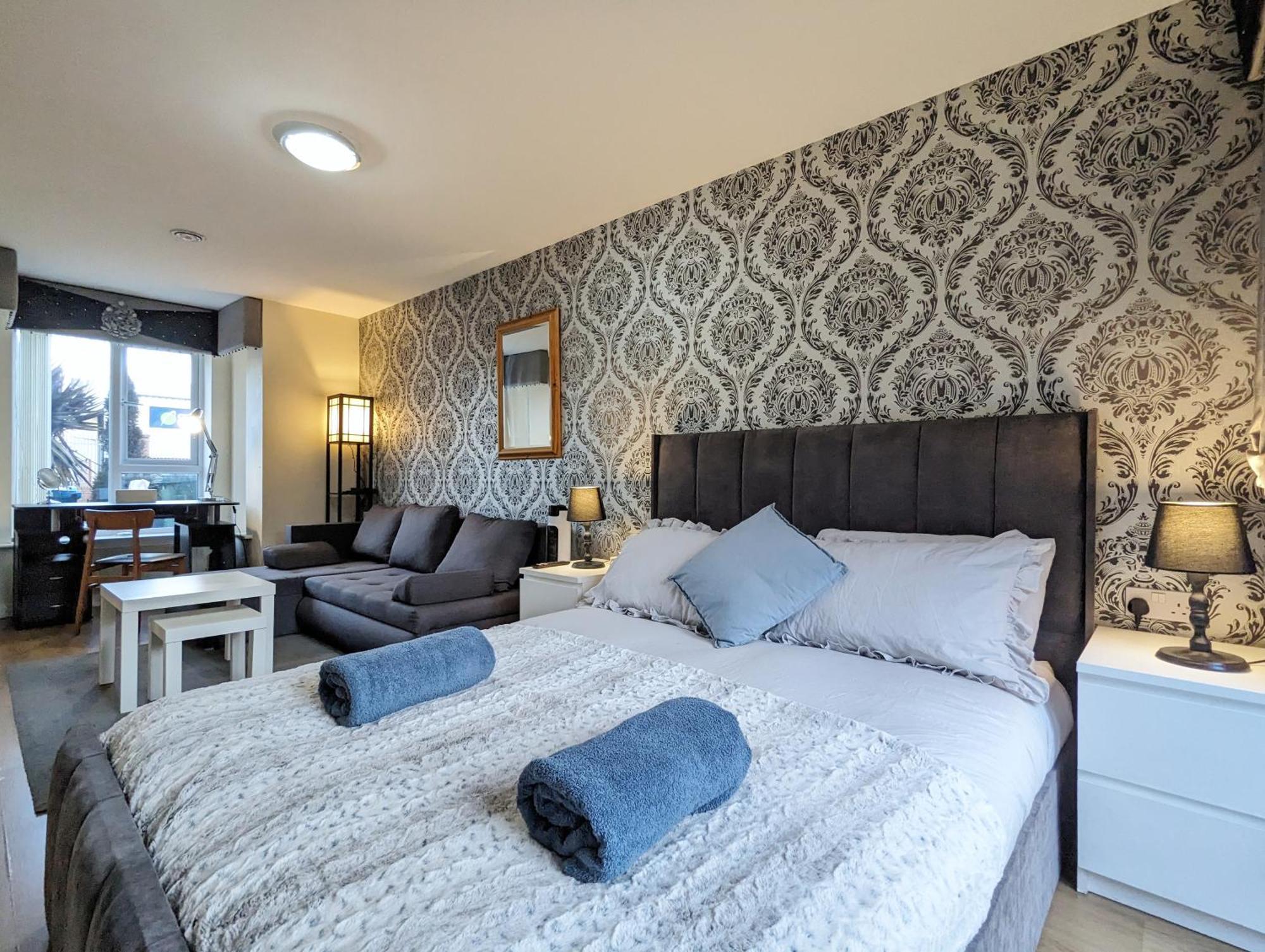 Guest Near Centre Anfield Free Parking *