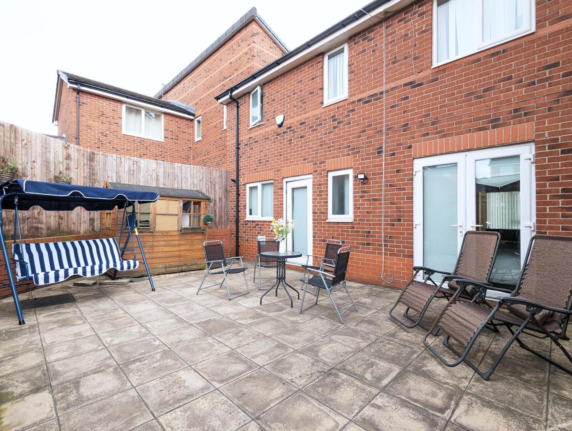 Holiday home Guest Near Centre Anfield Free Parking *